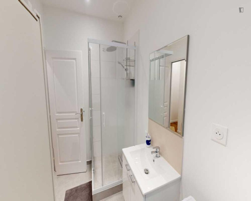 Welcoming double bedroom near Gare de Lyon - Gallery - 13