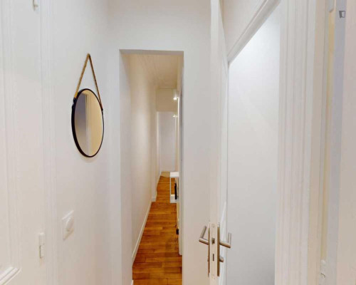 Snug double bedroom in Quinze-Vingts  - Gallery - 12