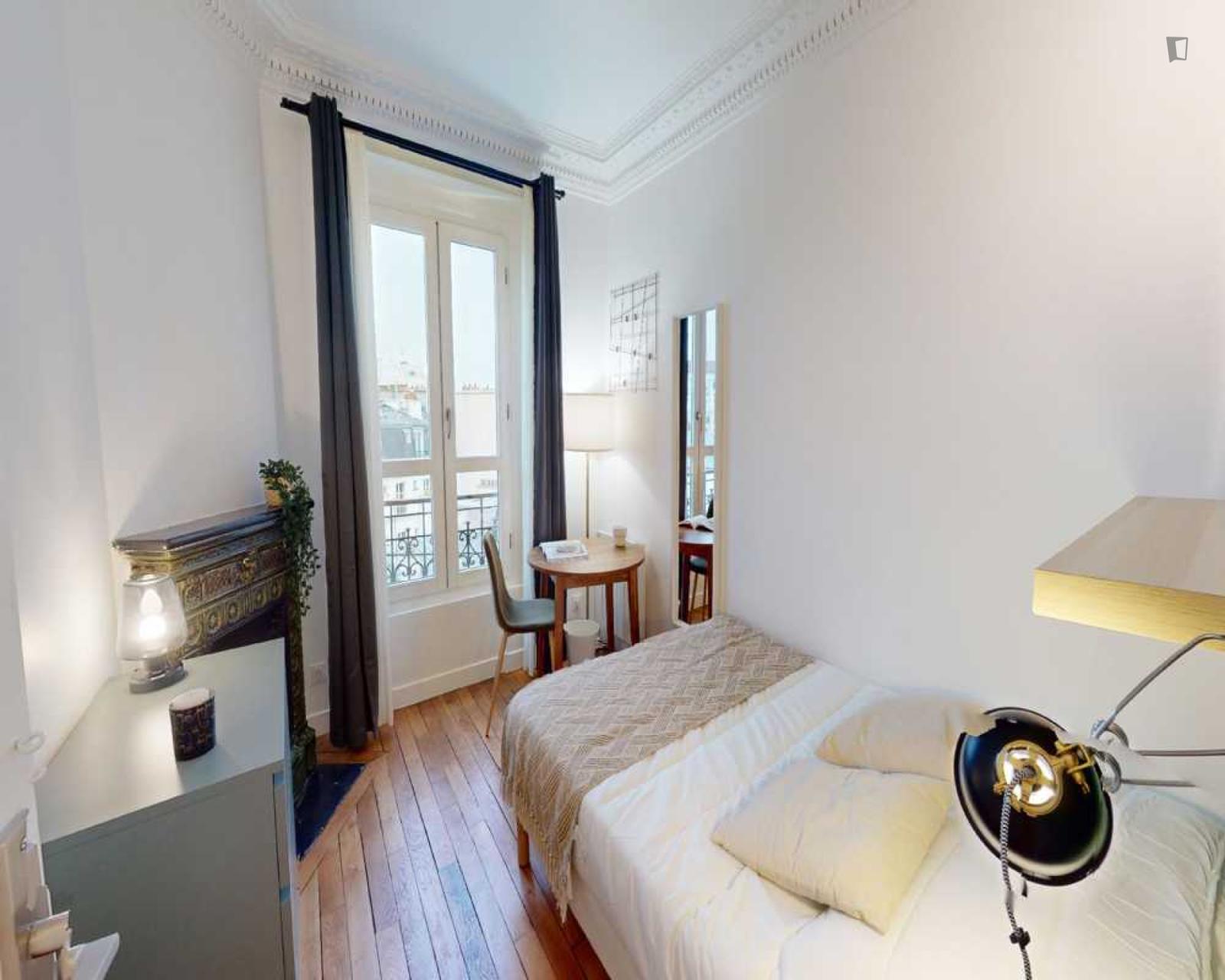 Inviting Double Bedroom Near Gare De Lyon - 1