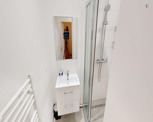 Sublime double bedroom in Quinze-Vingts - Gallery - 5