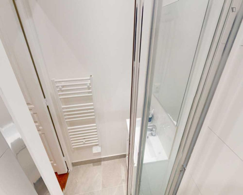 Sublime double bedroom in Quinze-Vingts - Gallery - 7