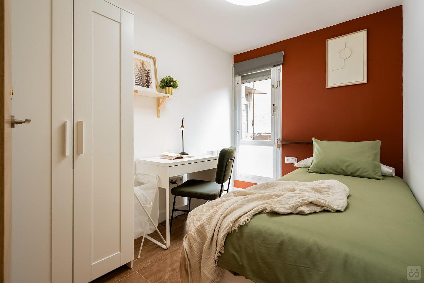 Nº1 Single Bed W/ Working Space - 4