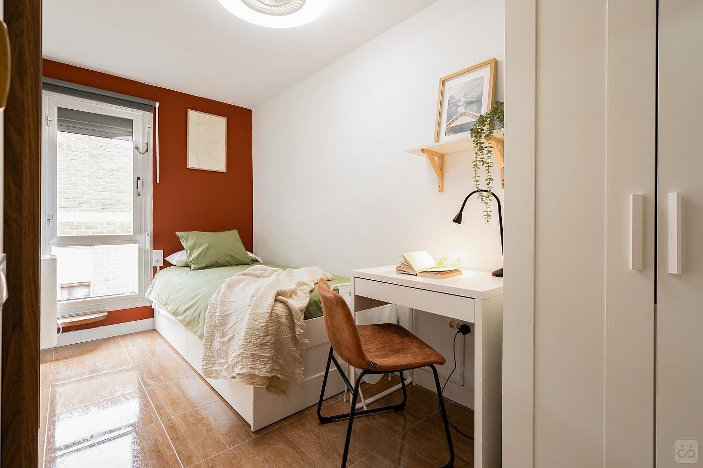 Nº2 Single Bed W/ Working Space - 4