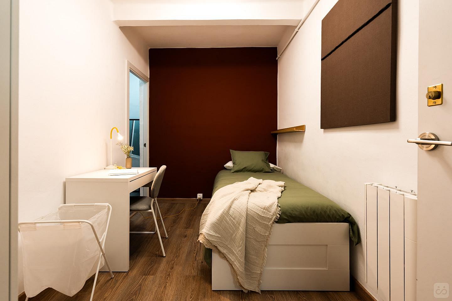Nº4 Twin-Bed W/ Working Space - 6