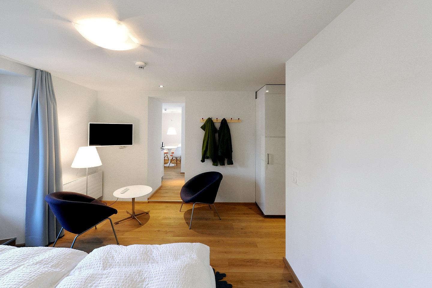 Regular 1-Bedroom Apartment - 7