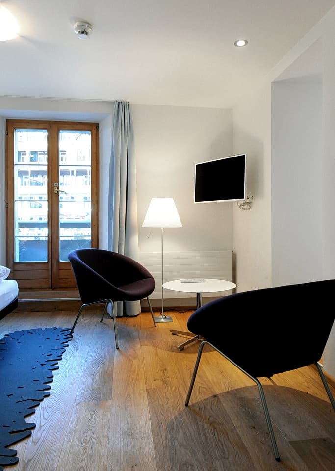 Regular 1-Bedroom Apartment - 6