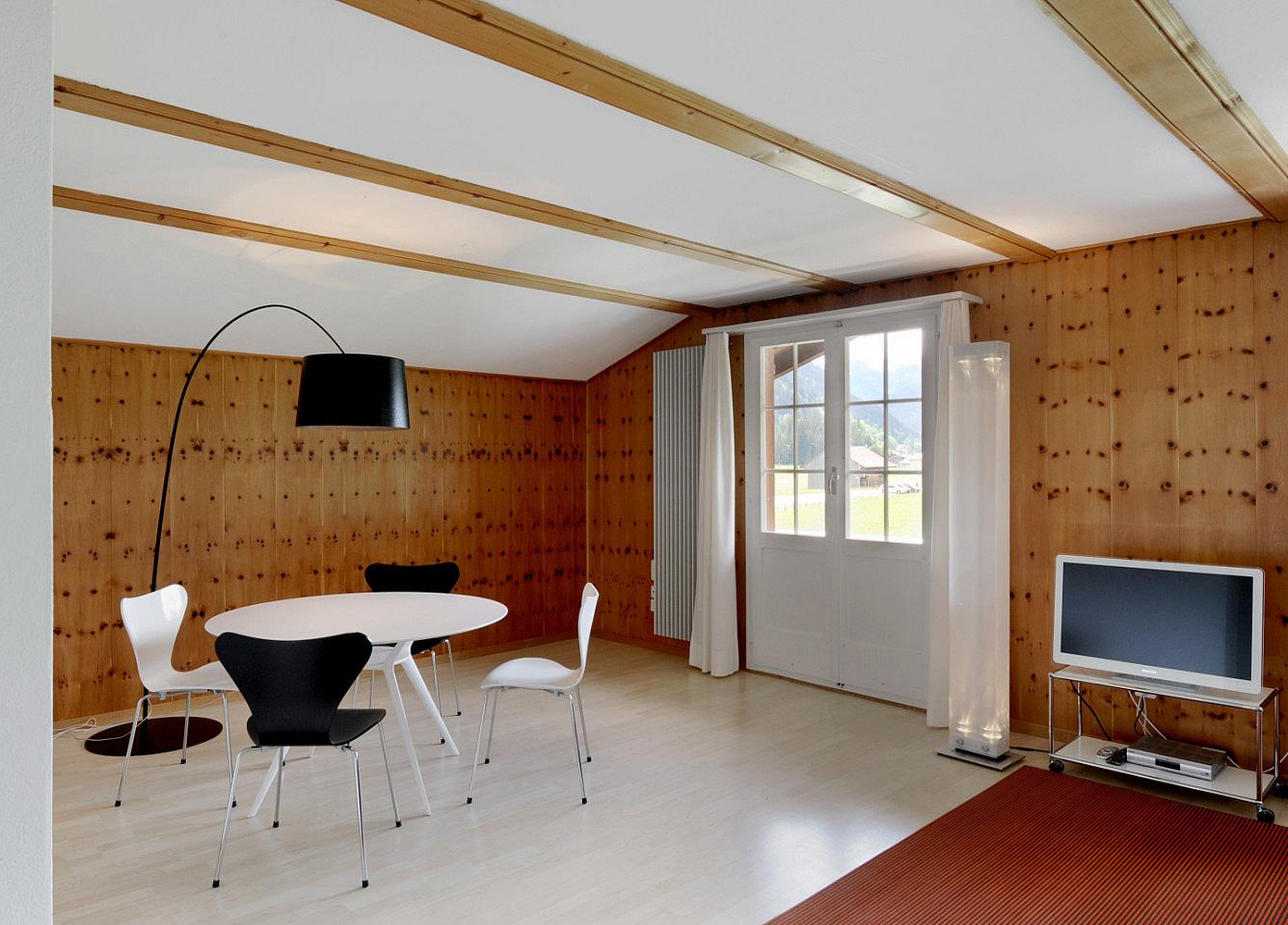 Regular 2-Bedroom Apartment - 8