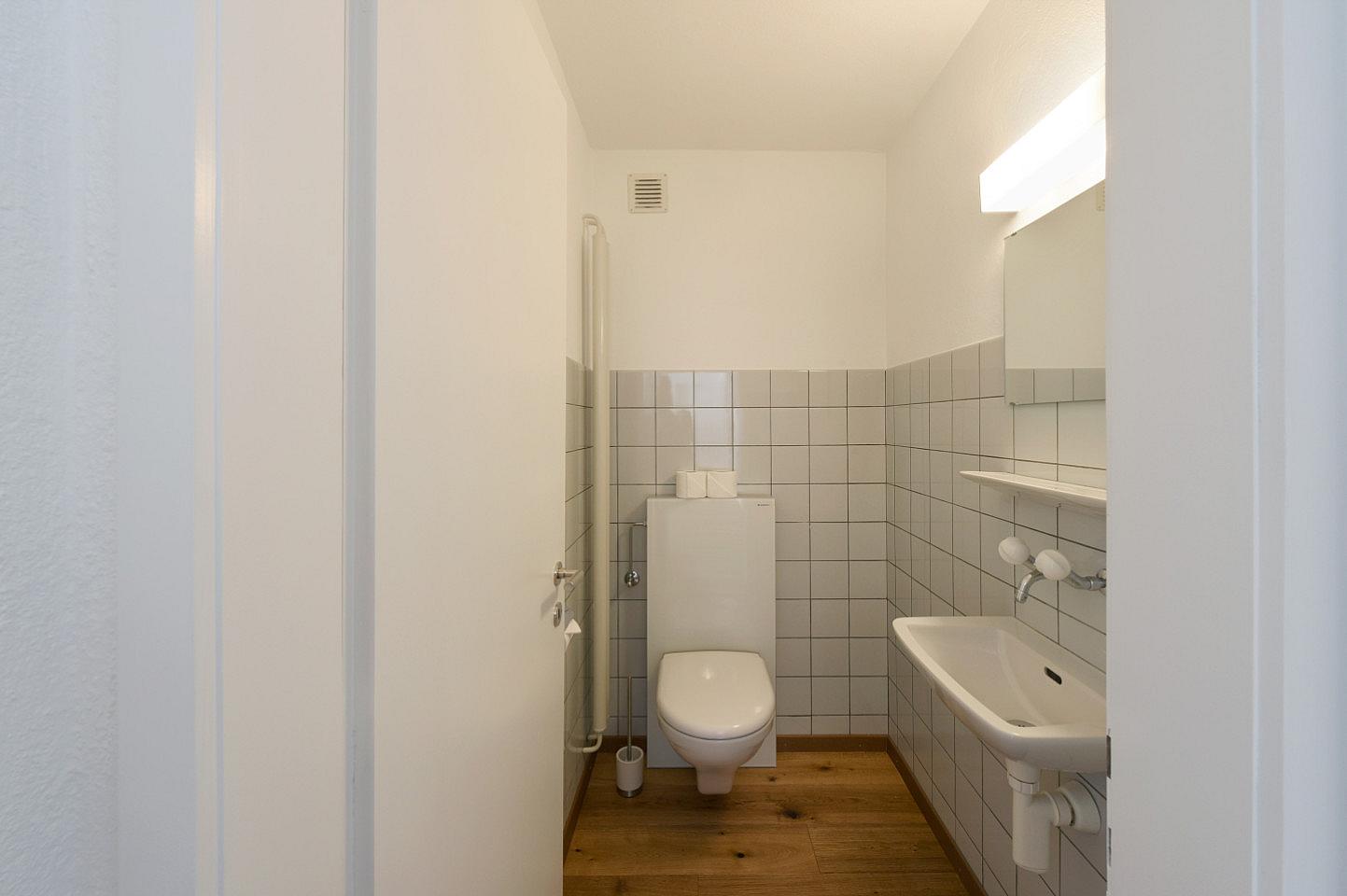 Regular 2-Bedroom Apartment - 9