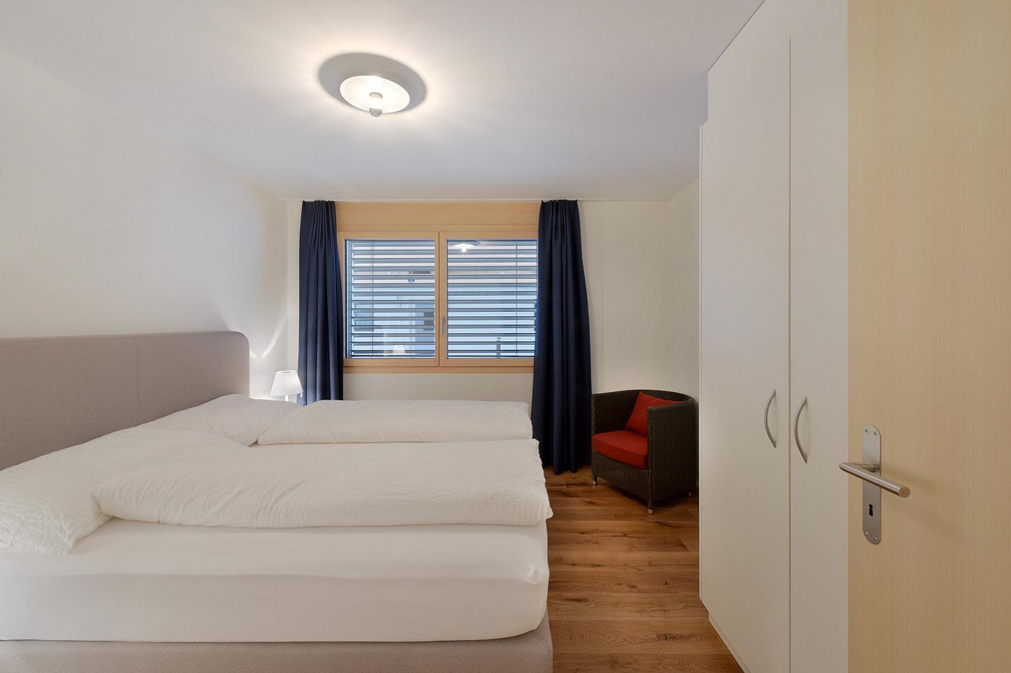 Deluxe 2-Bedroom Apartment - 9