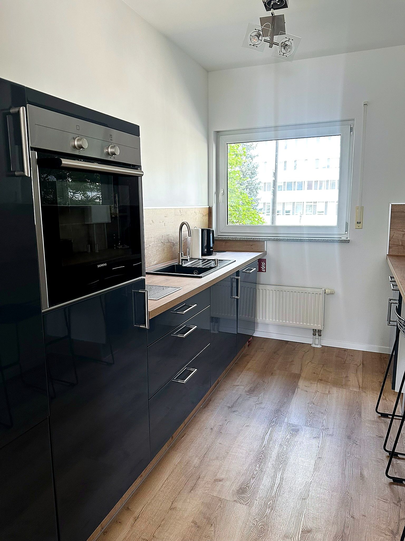 Quiet, Comfortable Apartment In A Prime Location - 4