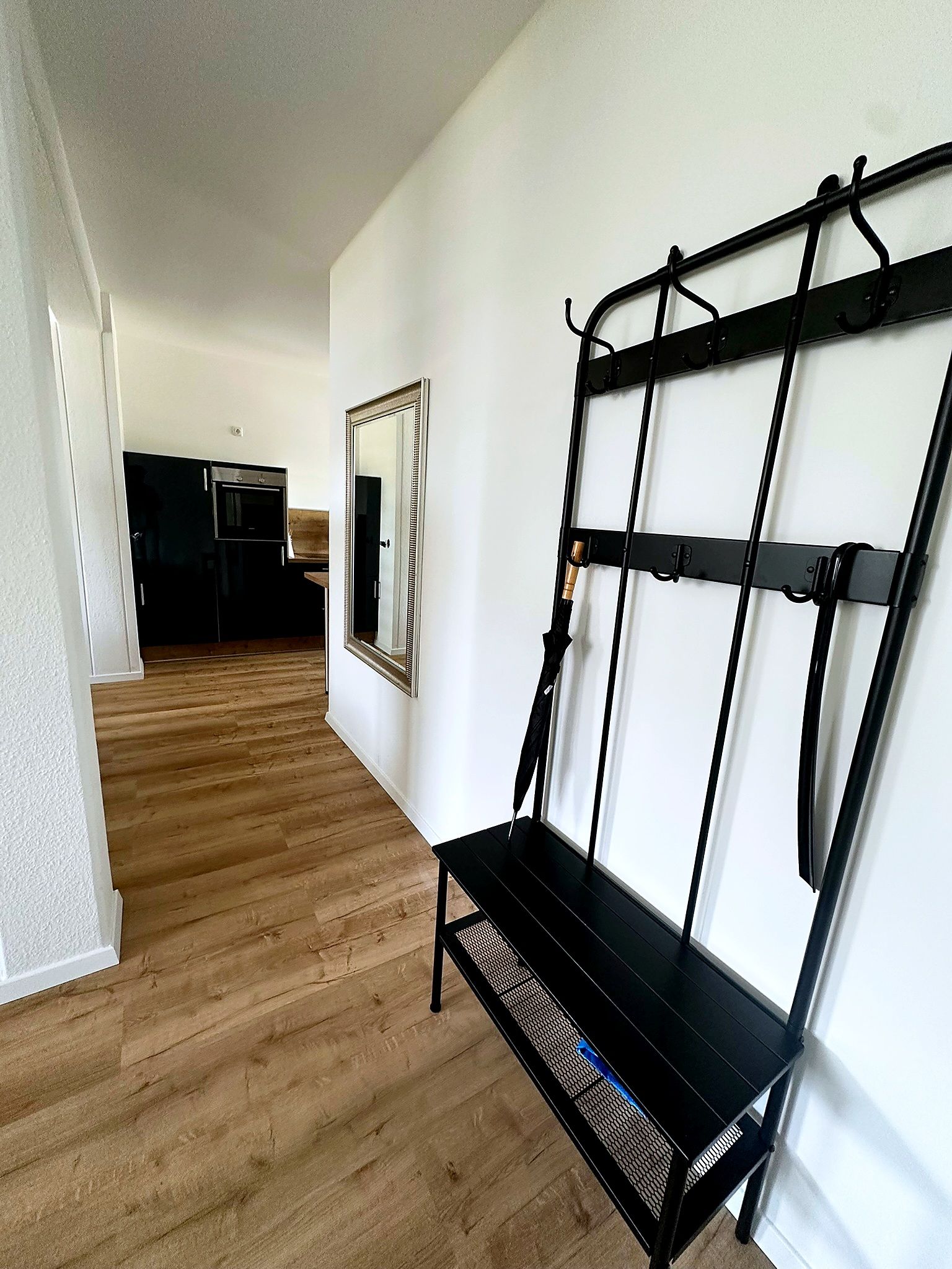 Quiet, Comfortable Apartment In A Prime Location - 2