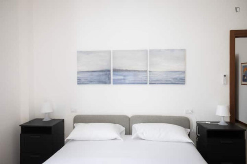 Appealing 2-bedroom flat in Zona Farini - Gallery - 12