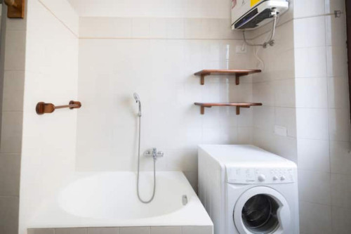 Appealing 2-bedroom flat in Zona Farini - Gallery - 10