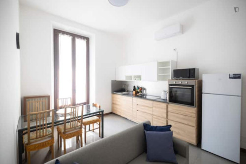 Appealing 2-bedroom flat in Zona Farini - Gallery - 6