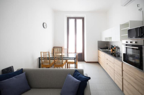 Appealing 2-bedroom flat in Zona Farini - Gallery - 8