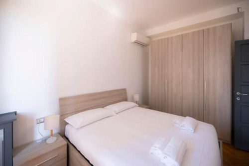 Brilliant 2-bedroom flat in Isola - Gallery - 17