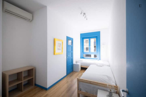 Brilliant 2-bedroom flat in Isola