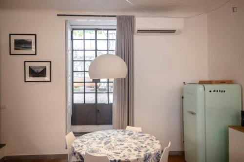 Cozy studio near the Milan Business School (UIBS)