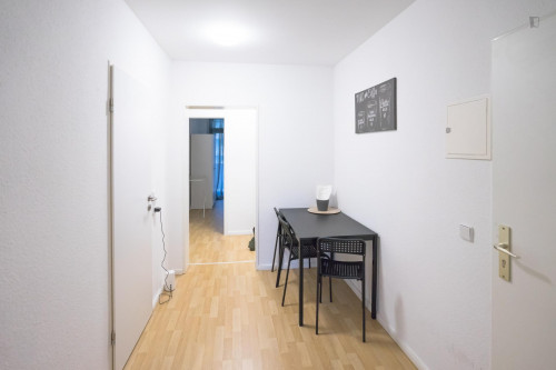 Cozy single bedroom in a 3-bedroom apartment near Elbruchstraße transport station - Gallery - 12