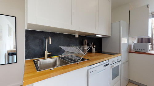 Delightful double bedroom in Bois-Colombes