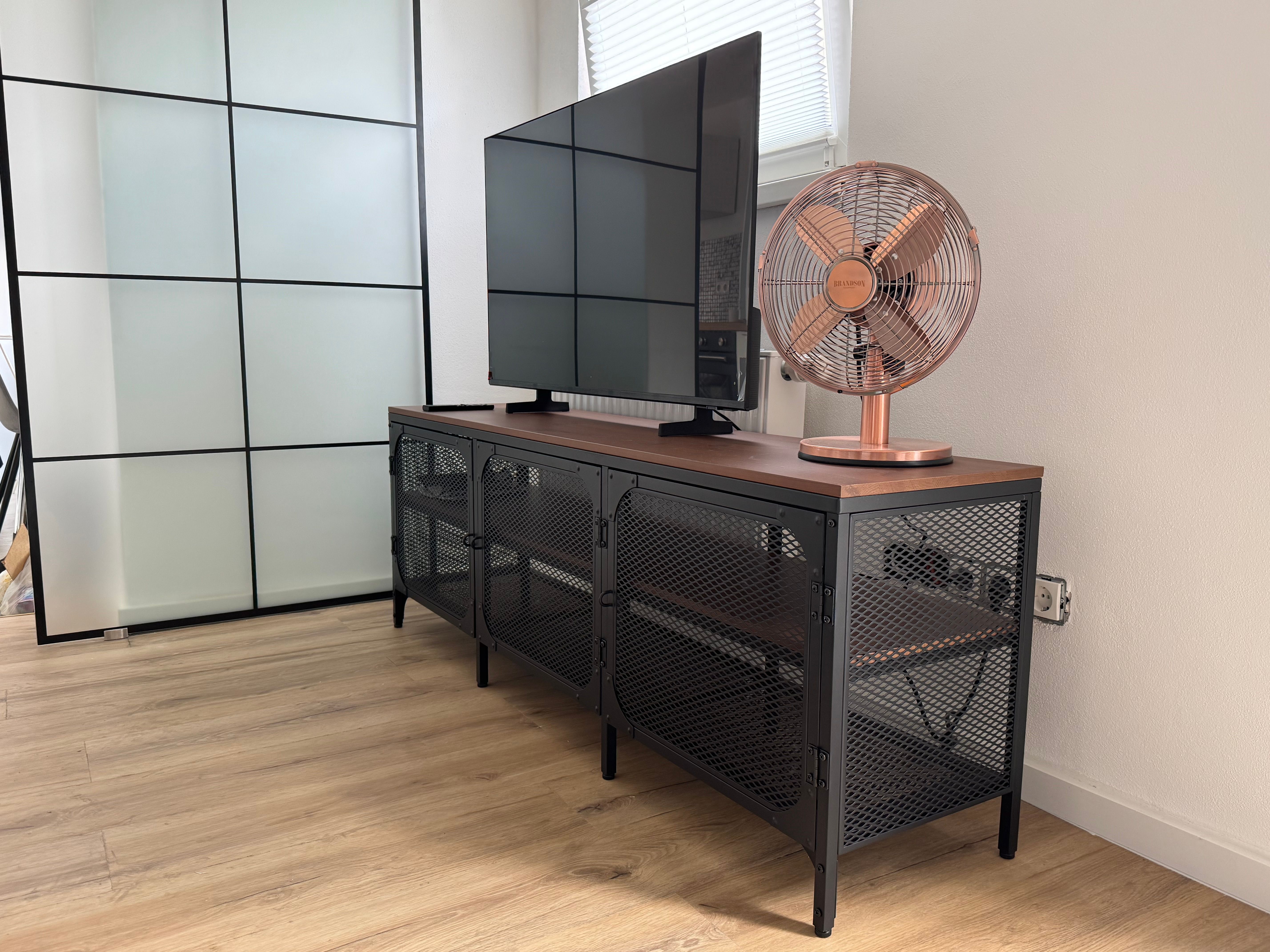 Brand New Comfortable Apartment With Large Terrace And Garden In Dresden - 5