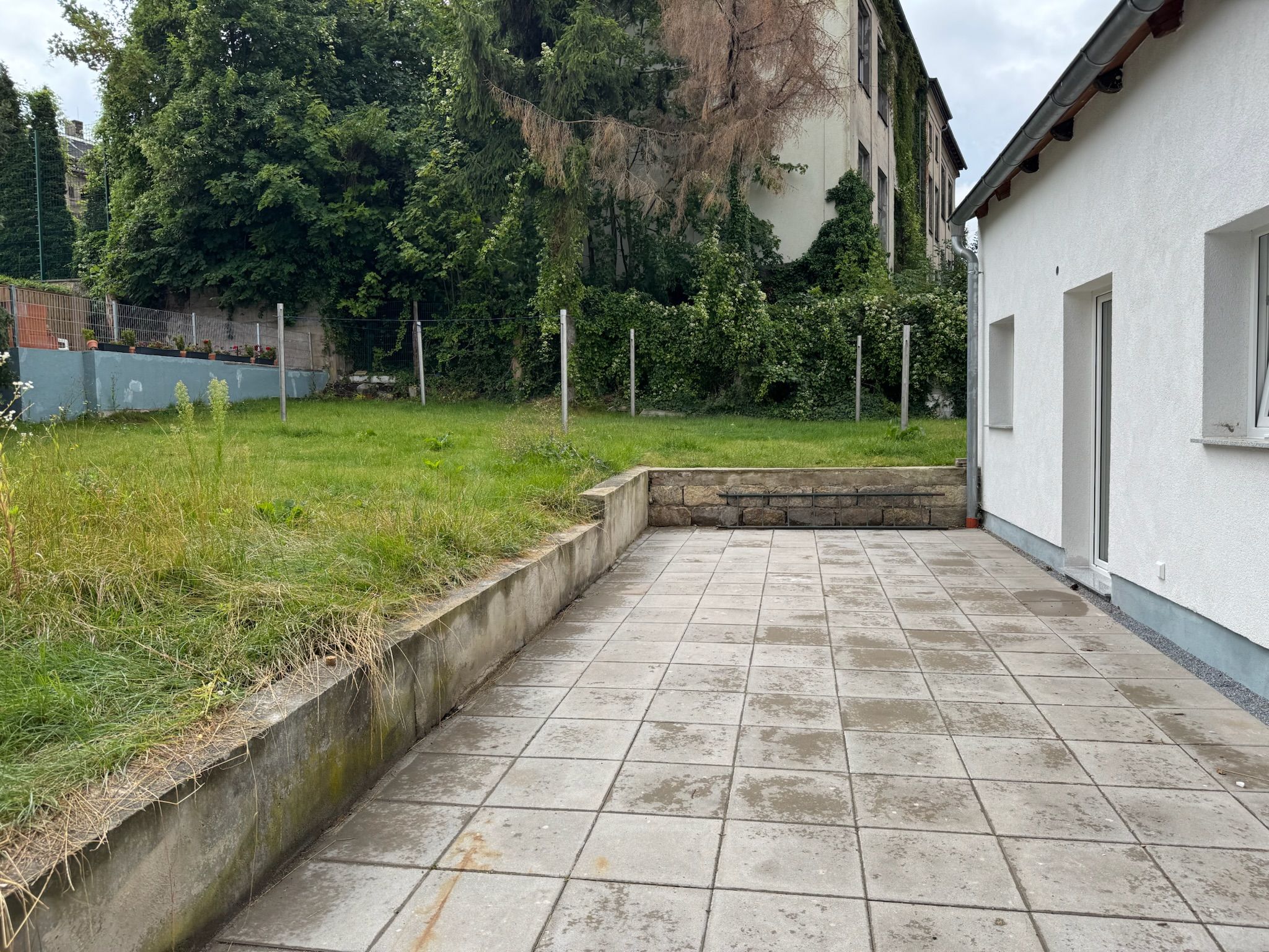 Brand New Comfortable Apartment With Large Terrace And Garden In Dresden - 9