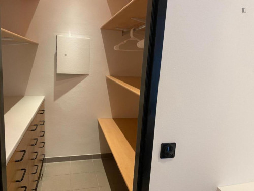 Welcoming 2-bedroom flat in Fünfhaus