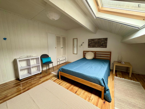 Nice bedroom in a 3-bedroom flat