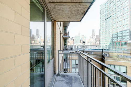 48th Avenue, Queens County, 