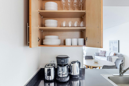 48th Avenue, Queens County,  - Gallery - 6