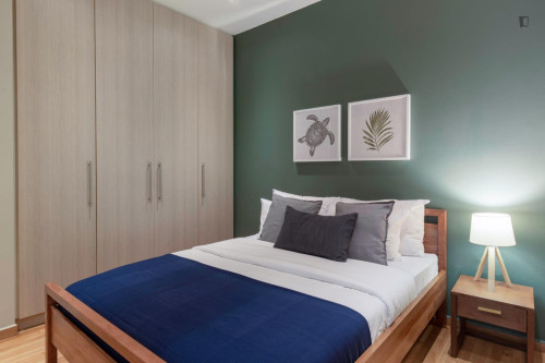 Inviting 3-bedroom flat near the Alba Graduate Business School - Gallery - 5