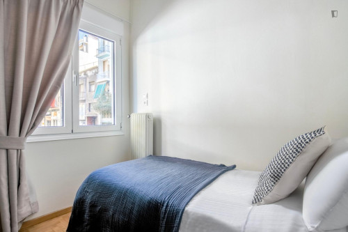 Comfortable 2-bedroom flat near the University of Economics and Business - Gallery - 7