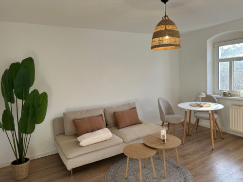 Bright & Stylish Apartment | Fully Furnished | Modern Design | Move-in Ready - Gallery - 4