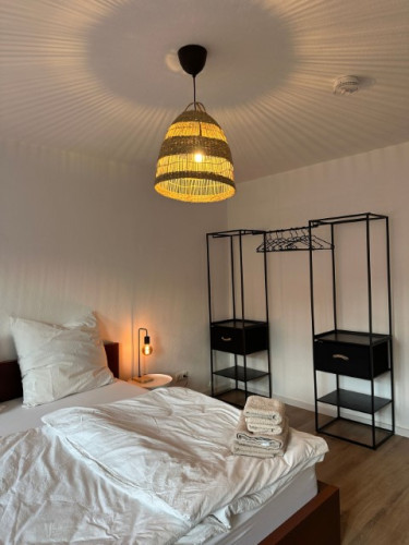 Bright & Stylish Apartment | Fully Furnished | Modern Design | Move-in Ready - Gallery - 8