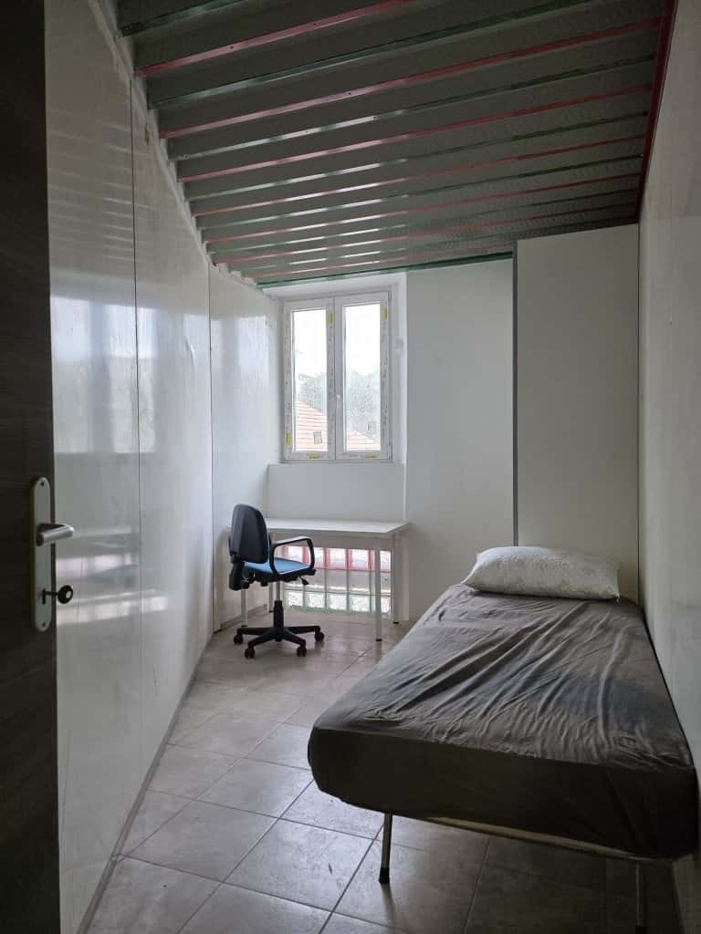 Single Room - 8