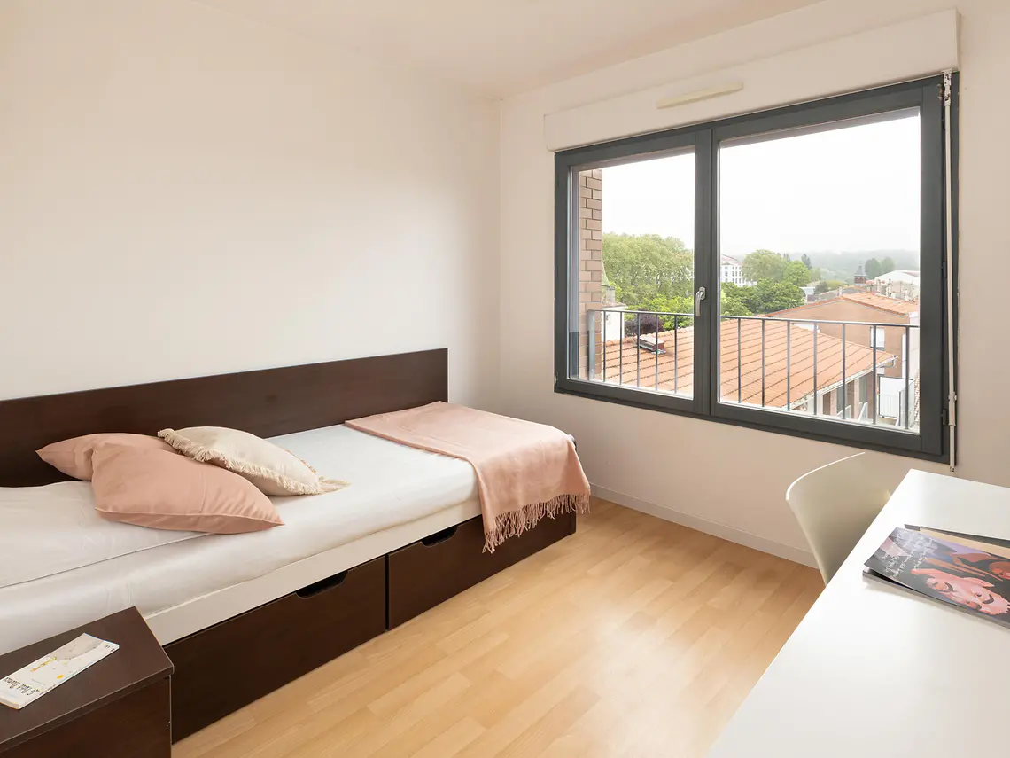 Four-Bedroom Apartment - 10