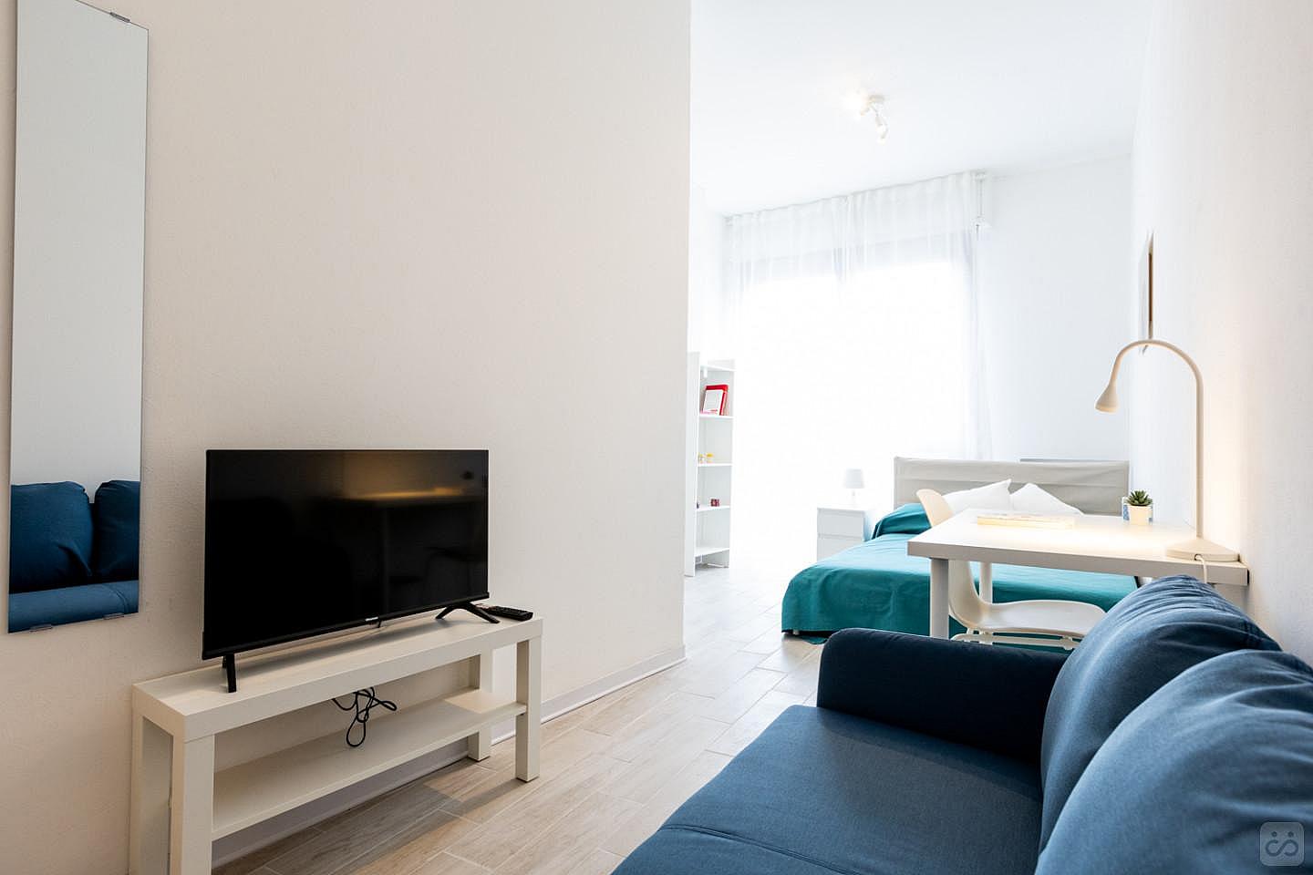 Room 2 - Suite 15.30 Sqm - 2