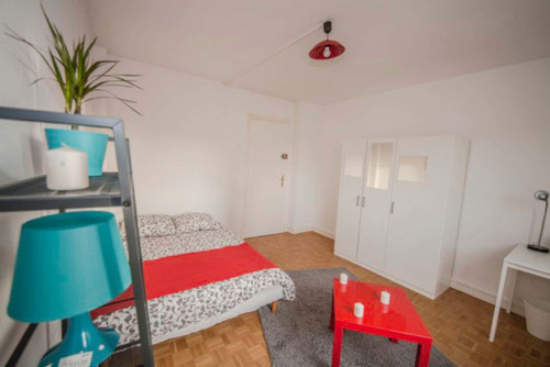 Comfortable and luminous room - 16m² - ST11