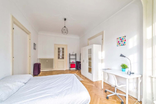 Large bright room - 20m² - ST30