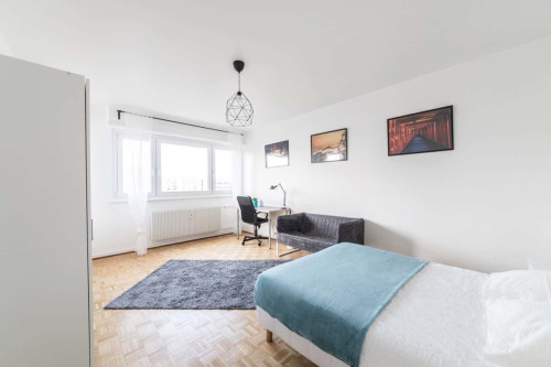 Spacious and bright room - 20m² - ST54