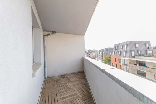 Spacious bright room - 20m² - ST57