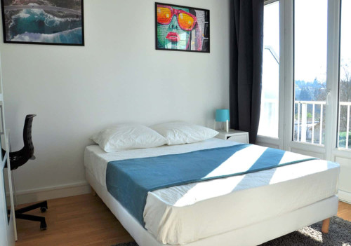 Large bedroom with balcony - 15m² - NT1