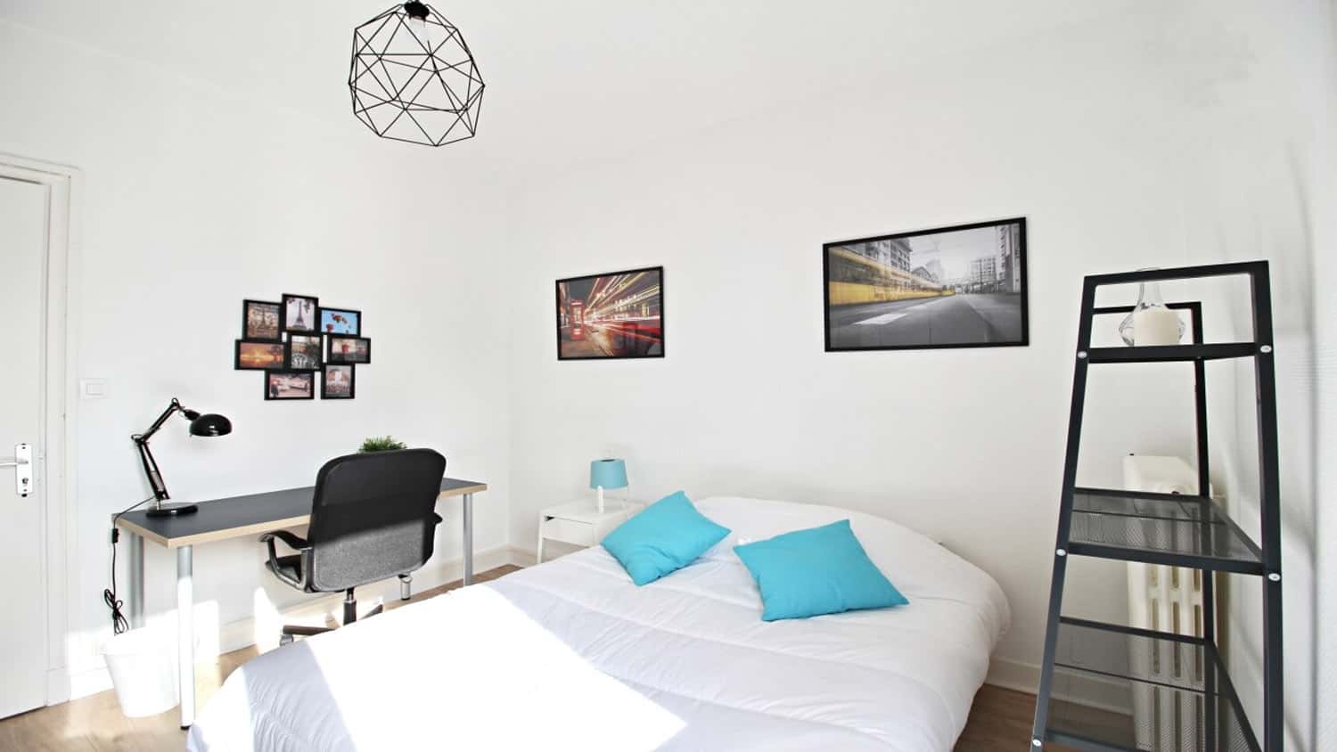 Very Luminous Room - 12m² - TO7 - 1