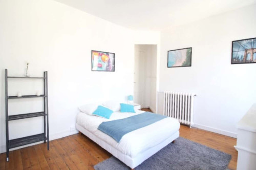 Spacious and bright room - 18m² - BO13