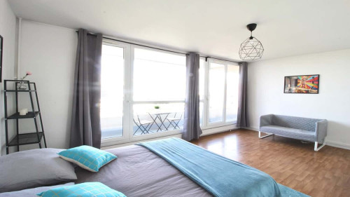 Large luminous room - 19m² - NTR1 - Gallery - 2