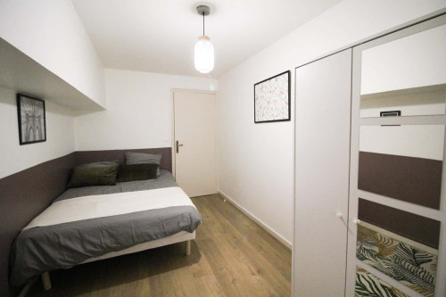 Bright and cosy room - 12m² - LY04