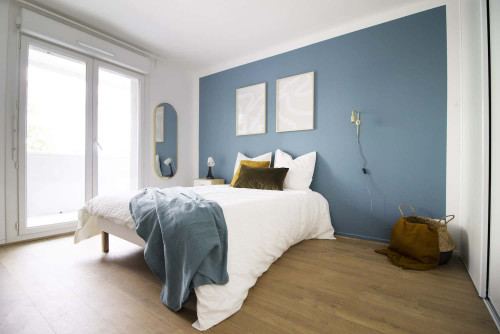 Charming 14m² bedroom furnished with care -G008