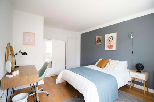 Large and spacious 15m² bedroom -G010