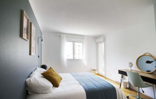 Large and spacious 15m² bedroom -G010 - Gallery - 2