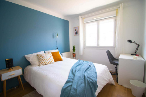 Beautiful 11m² bedroom to rent in Grenoble -G018